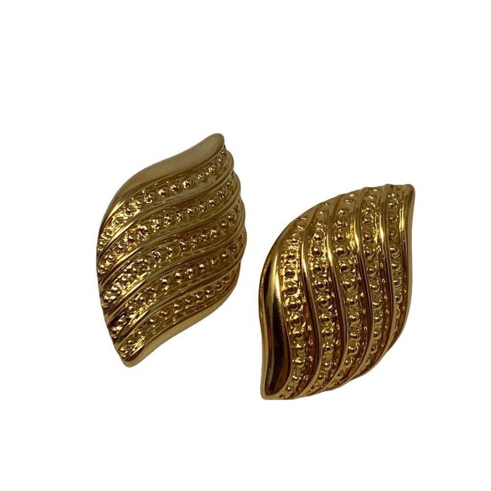 Vintage Napier Gold Tone Clip On Earrings